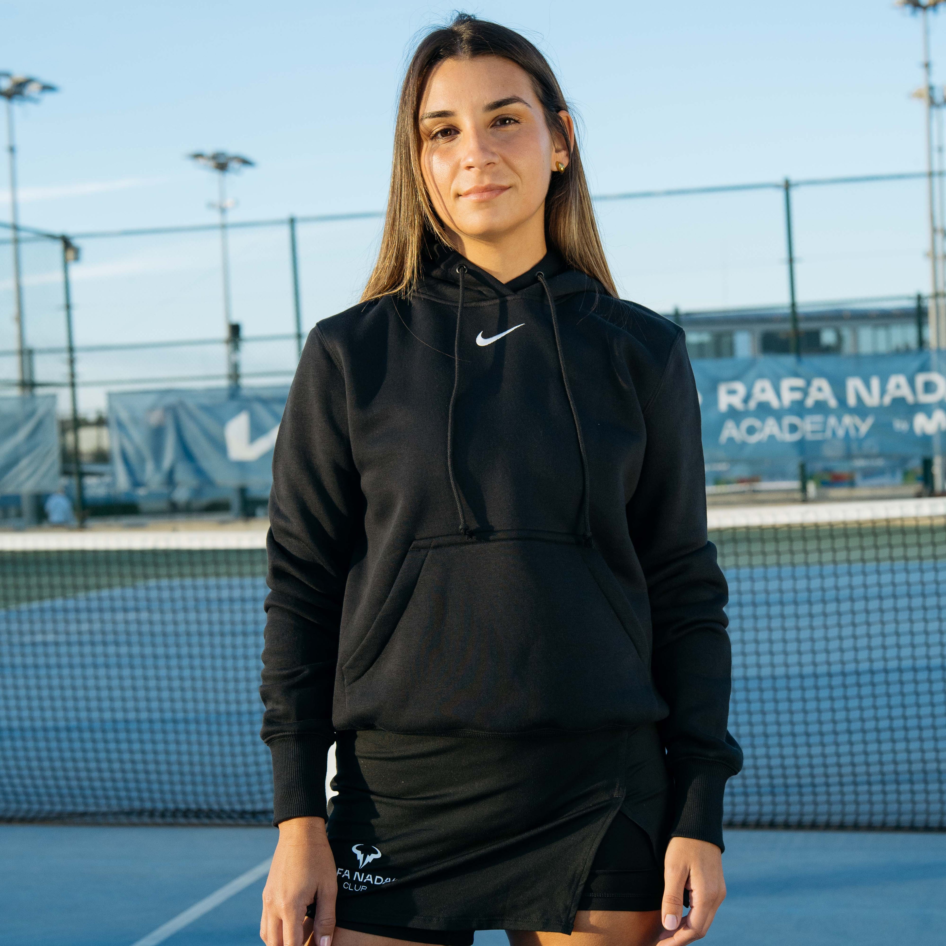 Sudadera negra Nike para mujer