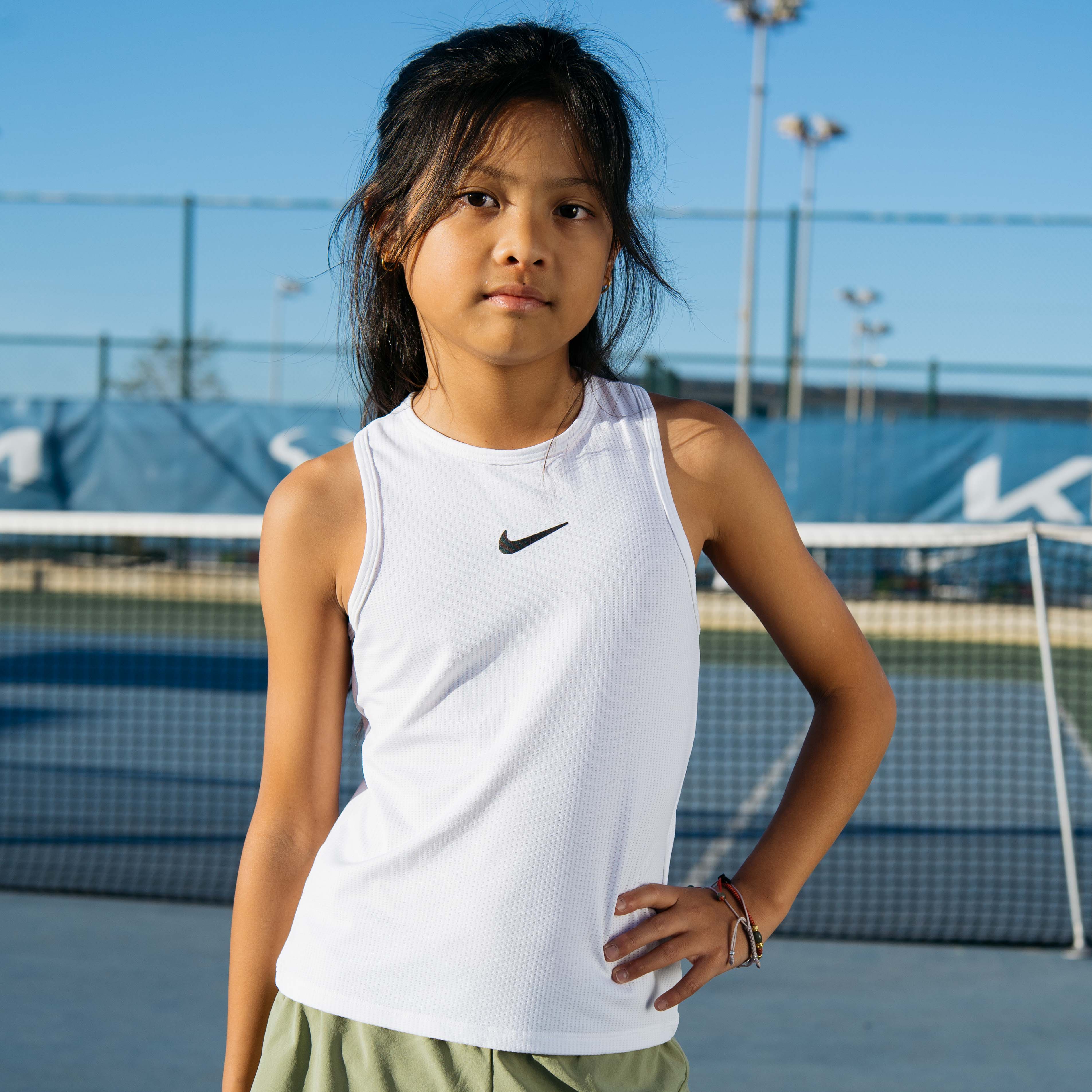 Camiseta de tirantes blanca Nike para niña